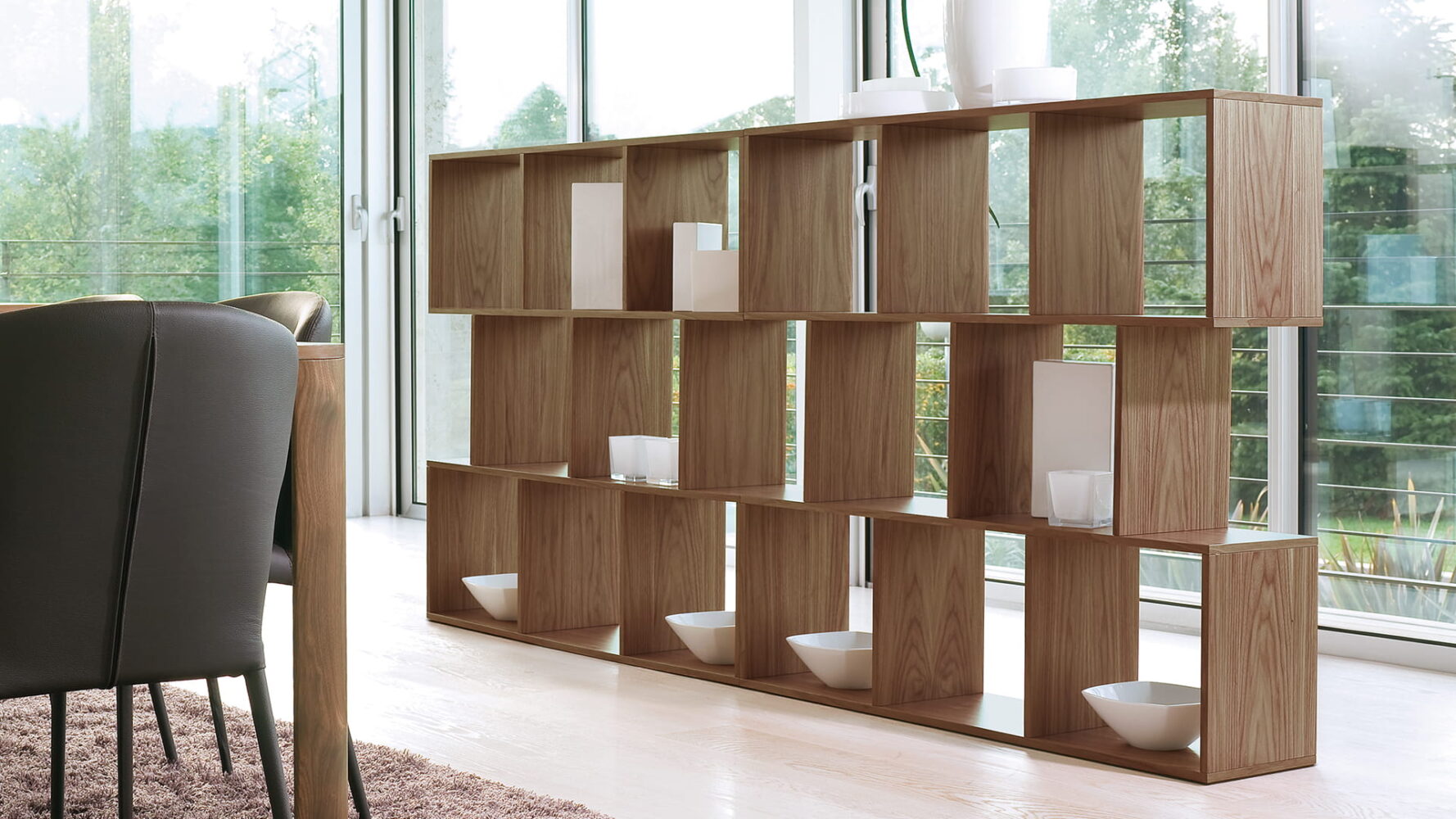 Librerie in legno con ante laccate da living Verona